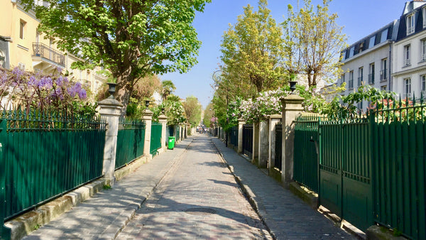 In the heart of a pedestrian private street (unique in Paris), quiet and surroun Paris, France Spacious and quiet in a unique location Entire rental unit vacation rental 18117315