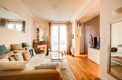 Cosy 40sqm apartment, located 5min walk from the Eiffel Tower, offering all the  Neuilly-sur-Seine, France Cozy apartment near the Eiffel Tower Entire rental unit vacation rental 21759567