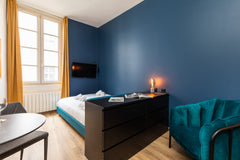 This apartment will charm you with its cozy atmosphere: modern decoration, very  Lyon, France Dify Ampere - Quartier Ainay Entire rental unit vacation rental 696981484971364085