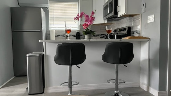 The Experience near JFK is a newly inspired Airbnb 5 min from JFK Airport. 10 mi New York, NY Place to stay in Queens · ★4.98 · 1 bedroom · 1 bed · 1 bath Entire place vacation rental 585291307421718603