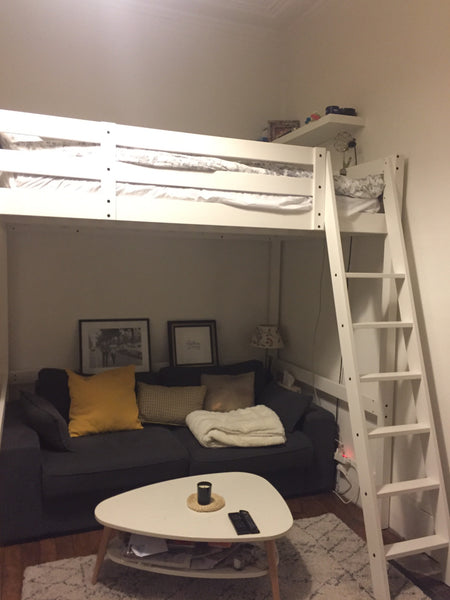 Adorable apartment in Montmartre, close to the Sacred Heart! This Parisian apart Paris, France Charming Apartement in Montmartre Entire rental unit vacation rental 4696137