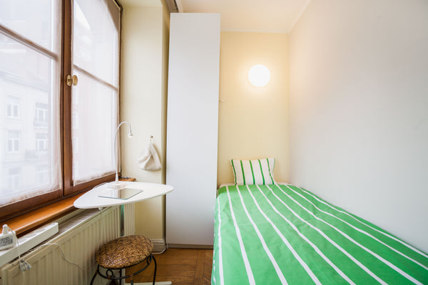 Mon logement est proche de La Quincaillerie, KOKUBAN Japanese Restaurant et Lili  Lumineux, Cosy et très agréable appartement Private room in rental unit vacation rental 17152504