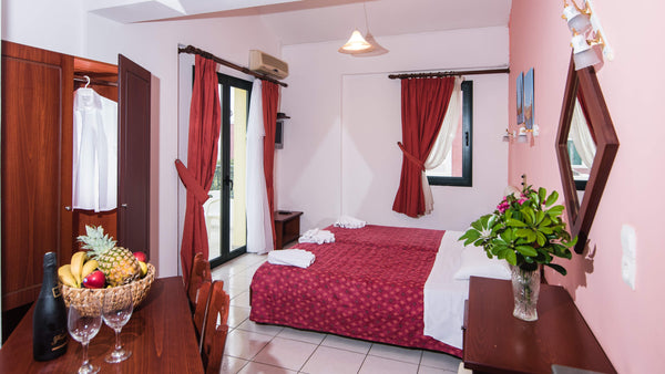The Cozy Twin Studio in Koutouloufari is located only 25 km away from Heraklion  Malia, Crete, Greece Ariadni Palace - Cozy Twin Studio in Koutouloufari Entire rental unit vacation rental 9357386