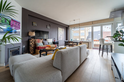 ✔ Cleaned & Sanitized - See description<br />✔ 90 m² 2BR Apartment<br />✔ Alongs Brussels, Belgium Snug Nest on Top of Brussels + Fireplace & Terrace Entire rental unit vacation rental 43708573