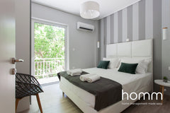 Renovated apartment in the heart of Koukaki, only 10 min away from Syggrou Fix m Athens, Greece 56m² homm Koukaki Modern Apartment Ag. Nikolaou st Entire rental unit vacation rental 36827541