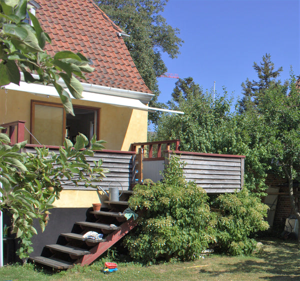 Cosy, family friendly, traditional danish house from 1926 with a big lush garden Copenhagen, Denmark Cosy house near beach, city & metro. Entire home vacation rental 24227137