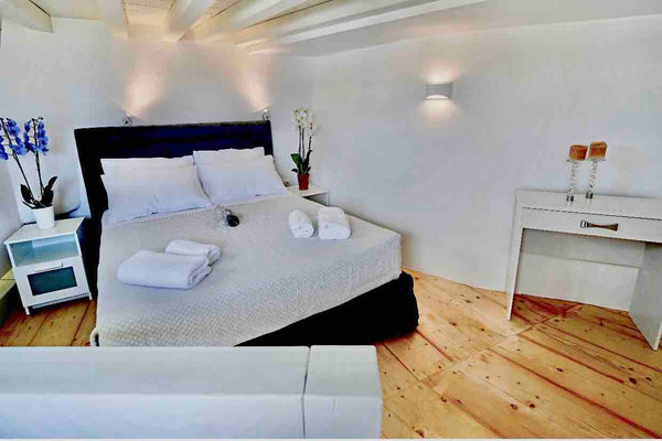 CRYSTAL SUITES is a complex of luxury suites and rooms, located just a few minut Greece King Suite, Crystal Suites, Mykonos Entire rental unit vacation rental 42422228