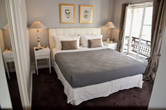 Spacious, bright and perfectly equipped, the apartment is full of charm thanks t Paris, France St Germain Elegance, AC, close to Luxemburg garden Entire rental unit vacation rental 5792519