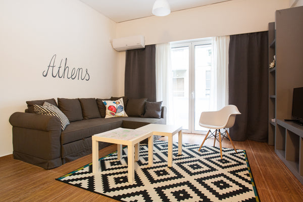 In Koukaki, a safe and quiet area in Athens center. Accommodates 4 people in com Belgrade, Serbia Acropolis walk, 100 Mbps in Koukaki Entire rental unit vacation rental 2305770