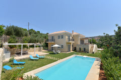 Keronia Villa is a beautiful house located 250m away from the center of the trad  Keronia Villa, cozy villa with private pool Entire villa vacation rental 16749431