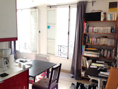 Très bien aménagé, donne sur une cour. Au sein du quartier (village?) coquet et  Paris, France Studio Canal St Martin, Belleville Entire rental unit vacation rental 6875097