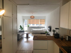 Hele gruppen har nem adgang til alt fra denne centralt beliggende bolig. Metro s  Skøn lejlighed i København Entire condo vacation rental 668682841252319661