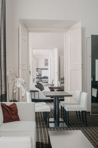 Accommodatoin directly on the Old Town Square, in the heart of Prague. All our a  Interconnected 4 bedroom suite for up to 10 people Room in hotel vacation rental 549895139262130249