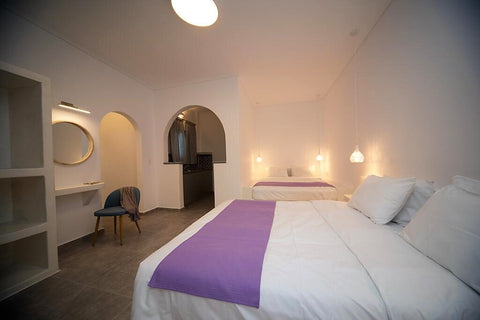 Cozy apartment for four in the heart of Thira .<br />A room for four with two ve Thera, Greece Apartament for 4 Thira - Markakis Studios Entire serviced apartment vacation rental 49500974