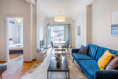 Beautiful, clean, elegant and spacious. A renovated apartment for  6 people, wit GR Modern, stylish and big apartment in Athens center Entire rental unit vacation rental 53916052