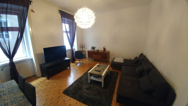 Lovely renovated apartment in the heart of the 9th district of Vienna. Only 7 mi Austria Good Karma apartment in Vienna Private room in rental unit vacation rental 23696409