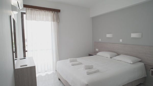 Domenica Apartments is a small apart hotel, just 50 meters from the beach and 3  Rethimnon, Greece Domenica Apartment with Side Sea View Private room in serviced apartment vacation rental 596252673446468536