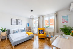 A stylish, bright and comfortable apartment with TERRACE, AIRCONDITIONING and ot Prague, Czechia BRIGHT CHARMING Apt with TERRACE, PARKING & AirCo. Entire rental unit vacation rental 43889935