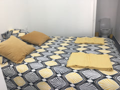 Studio très lumineux à 5 mn du tram D dans un quartier résidentiel.Possibilité d Bordeaux, France Studio très lumineux  proche de toutes commodités Entire rental unit vacation rental 37356047