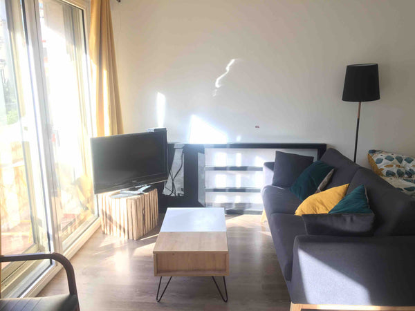 Idealement situé à dans le 9eme arrondissement de Paris, à deux pas de Pigalle:  Paris, France Appartement dans Pigalle /9ème avec balcon ! Entire rental unit vacation rental 29184151