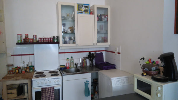 Mon logement est proche de l'arrêt de métro Saxe-Gambetta qui dessert très bien  Lyon, France Charmant T2 Saxe-Gambetta Entire rental unit vacation rental 13581158