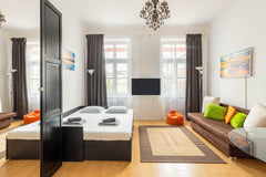 Herzlich Willkommen in meinem zwei Zimmer Studioapartment! Das 38m² große Apartm Saint Pölten, Austria Ruhiges Apartment bei Schönbrunn Entire rental unit vacation rental 592412169635539701