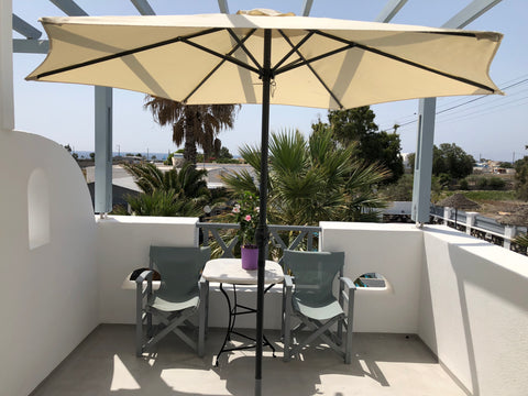 Beautiful studio for two persons with view to the Aegean Sea and just a 5-minute Kamari, Greece Nice Studio close to the Beach with Pool Entire rental unit vacation rental 24470404