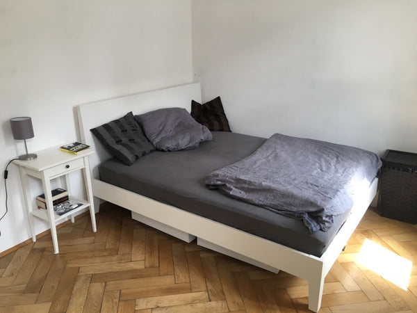 Tolles WG-Zimmer (14 m²) in zentral gelegener Altbauwohnung (9.ter Bezirk von Wi Berlin, Germany Nice room in shared flat near city center Private room in rental unit vacation rental 12977410