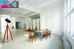 Helles 215m2 großes Industrieloft auch nutzbar für Workshops, Film- und Fotoprod Vienna, Austria Yogallery Loft im Lastenaufzug und Parkplatz Entire loft vacation rental 615238216867287152