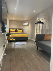 Profitez d'un logement élégant et situé à deux pas de la Gare du Midi (transport  Anderlecht :Superbe Duplex cosy Entire rental unit vacation rental 625775081594425165